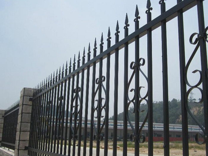 铁艺围墙栏杆